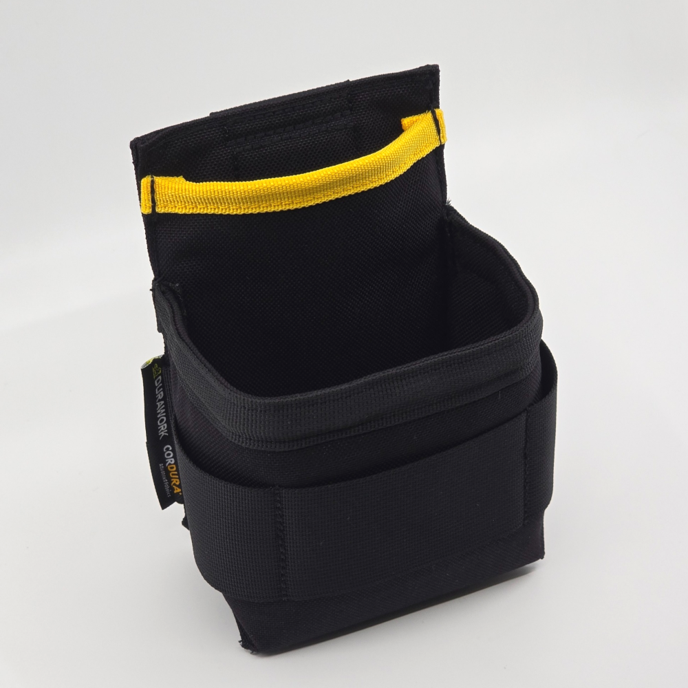 Durable DURAWORK 204 Pouch made from 1000D Cordura and nylon webbing, ideal for holding tape measures, screws, and small tools.