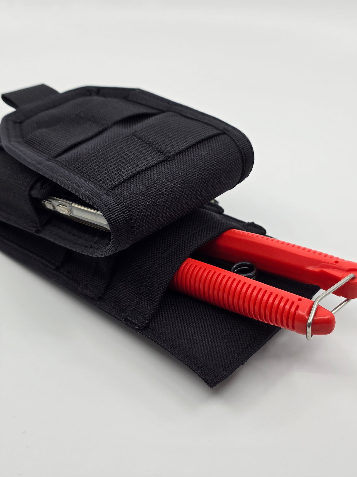 Close-up of the robust 1000D Cordura material and stitching on the DURAWORK 403 Pocket Pouch.