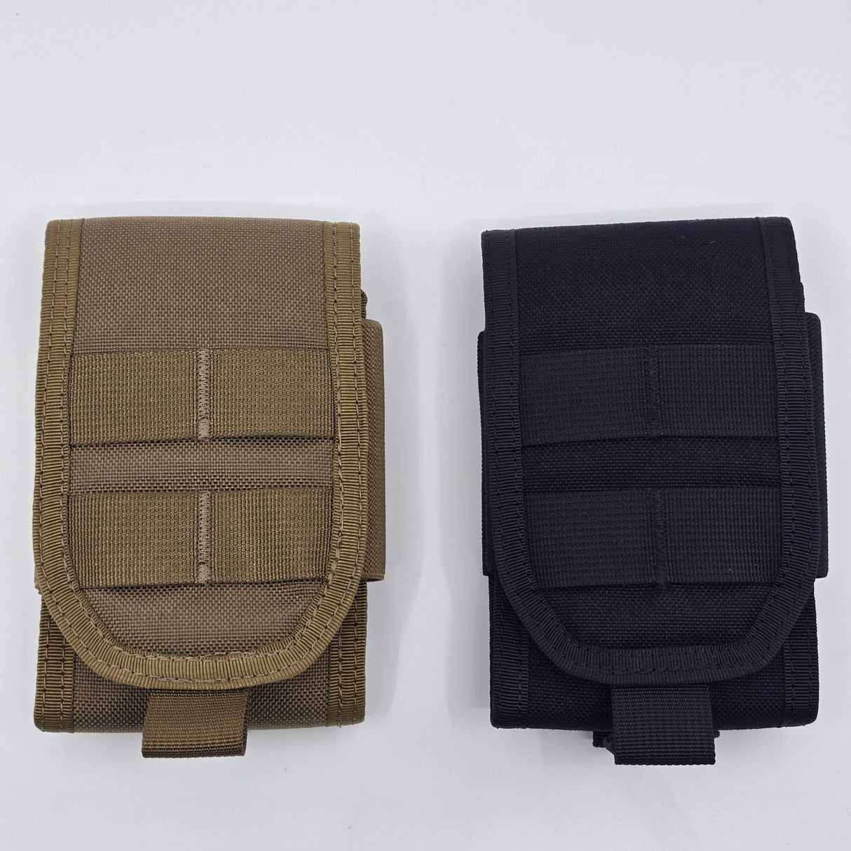 Brown DURAWORK 401 Mobile Pouch S (9cm x 17.5cm) with elastic side panels ensuring a snug fit for various phone models.