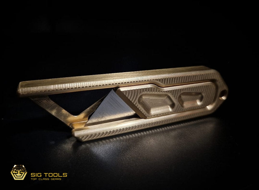 Kinetic Customs VF1.5 Box Cutter Body