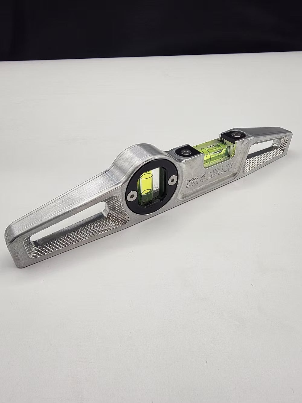 Kinetic Customs Torpedo Level - Raw/Silver