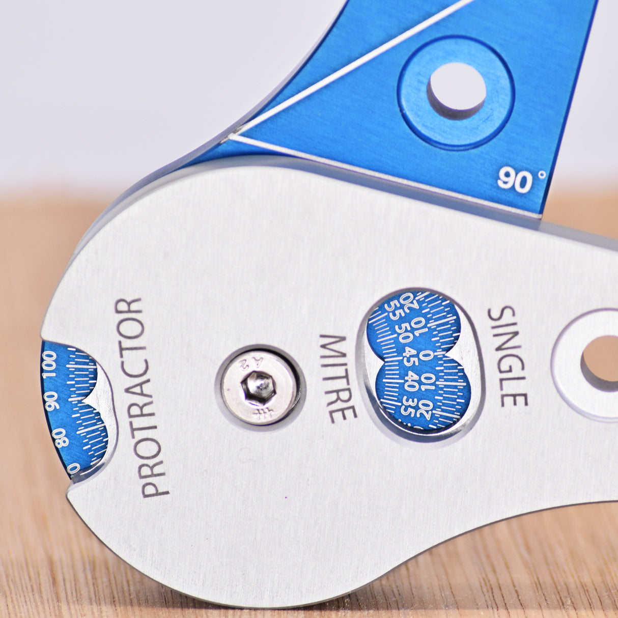 Buscador de ángulos TrigJig AF4