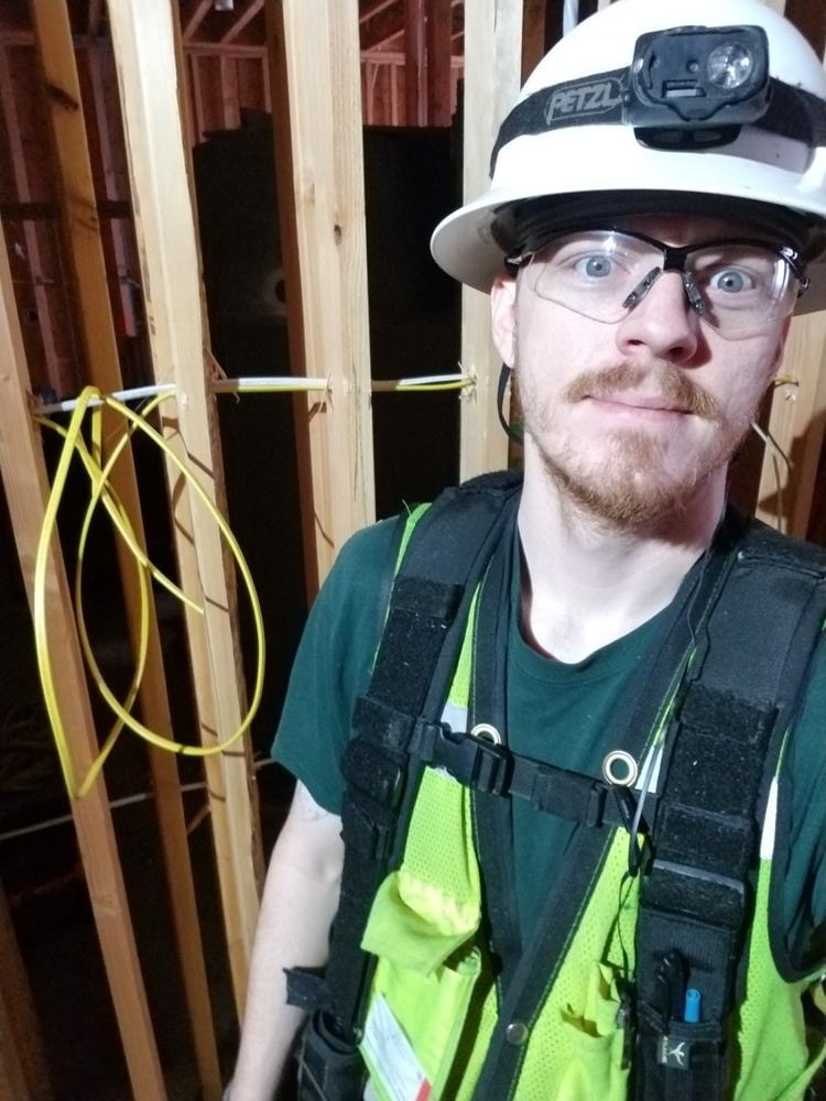 Portalápices con fijación de suspensión Atlas 46