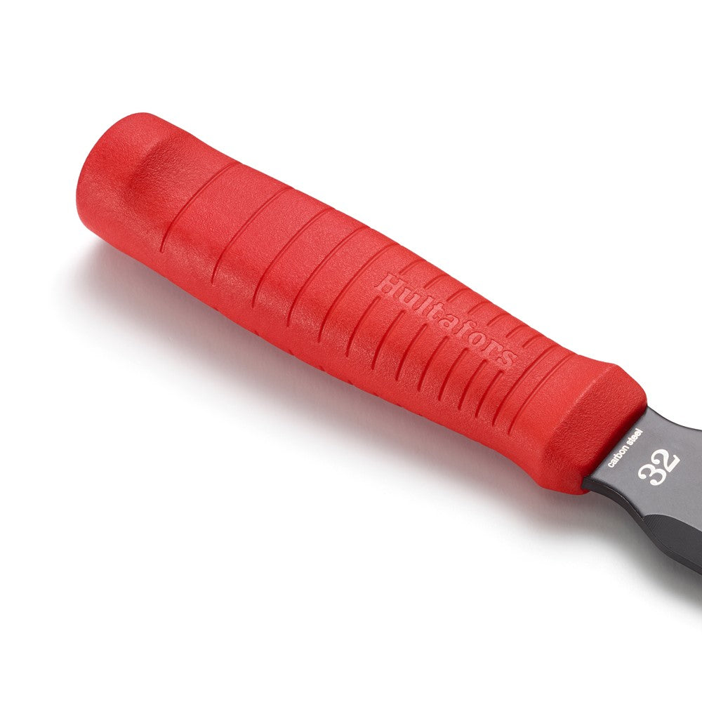 Close-up of the vibrant red grip on the EDC Chisel from Hultafors Group for the 32 mm Carbon steel chisel 