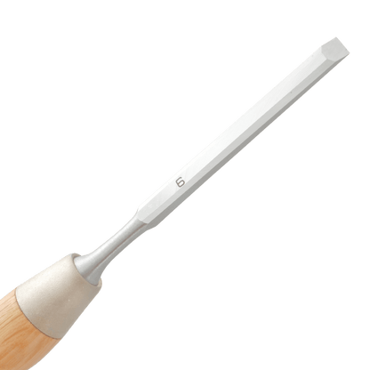 The Japanese chisel you have been wanting for some time is now available only a few clicks away! Get your KAKURI chisel from Sigtools today, they are like hot knife through butter! 