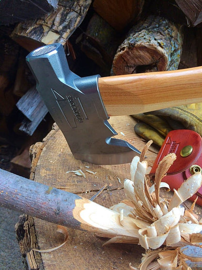 Hardcore Hammers - Survivalist Hatchet is now available from Top Class Gears NZ / SIG Tools!