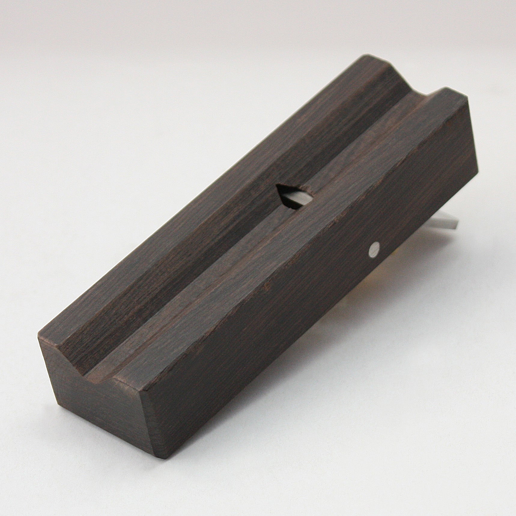 45 degree cut with this japanese mini hand plane is so great! Grab yours today at www.topclassgears.com